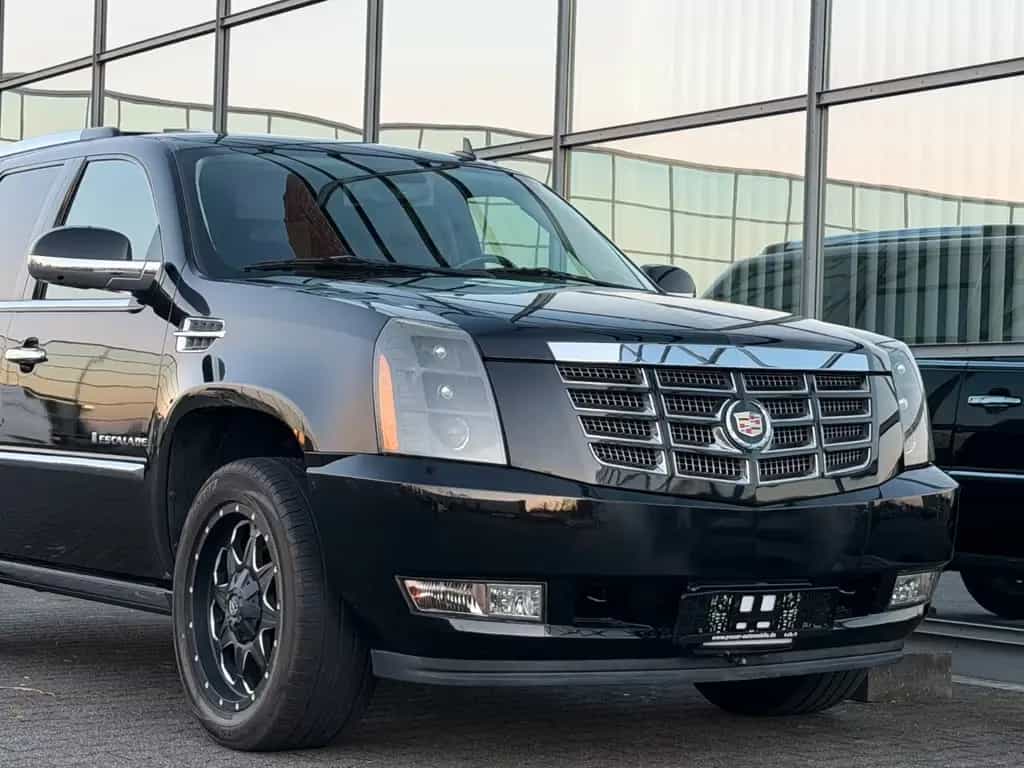 Cadillac Escalade GMT900 Elegance AHK TV LED Kamera 09/2008-photo-0