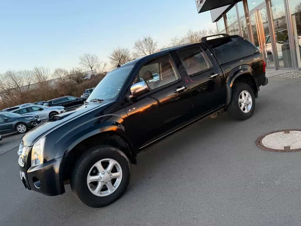 Isuzu D-Max Double Cab 4WD Klima AHK Kamera 05/2010-photo-0