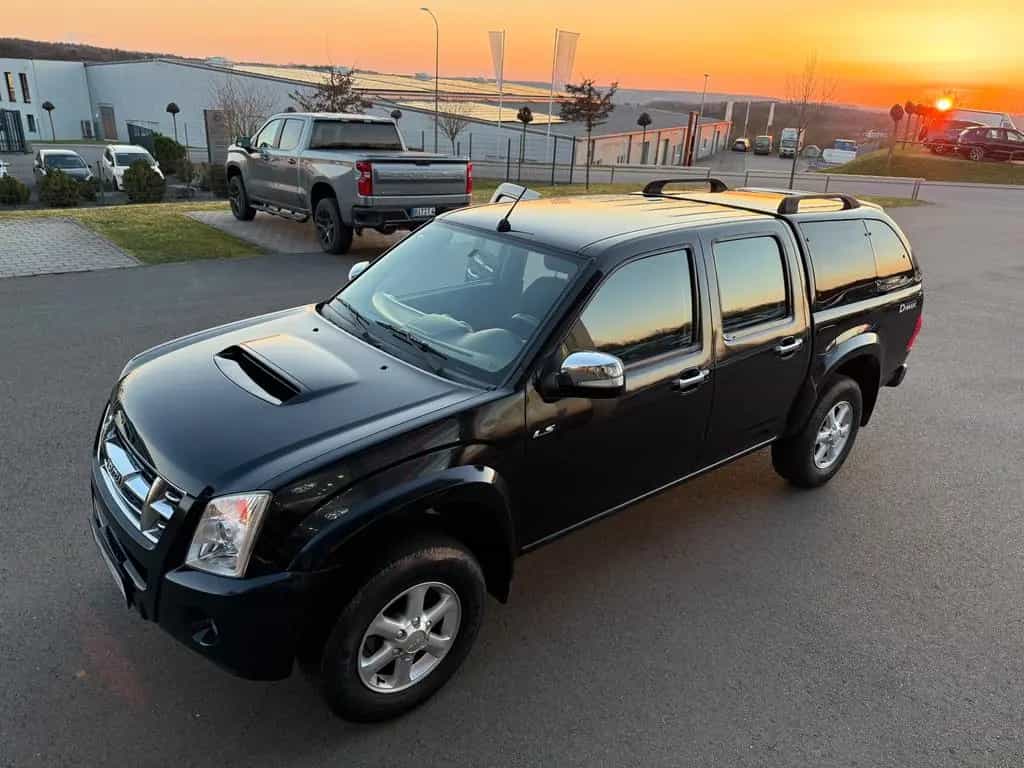 Isuzu D-Max Double Cab 4WD Klima AHK Kamera 05/2010-photo-14