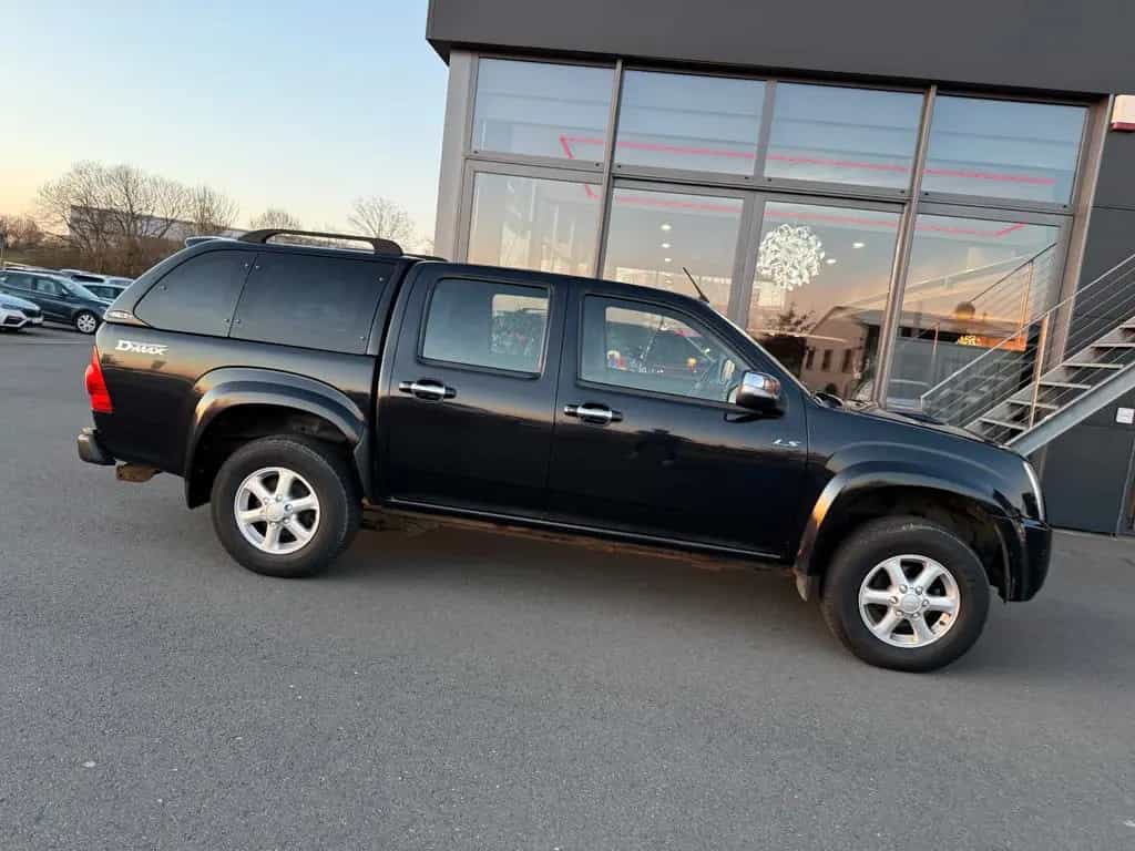 Isuzu D-Max Double Cab 4WD Klima AHK Kamera 05/2010-photo-17