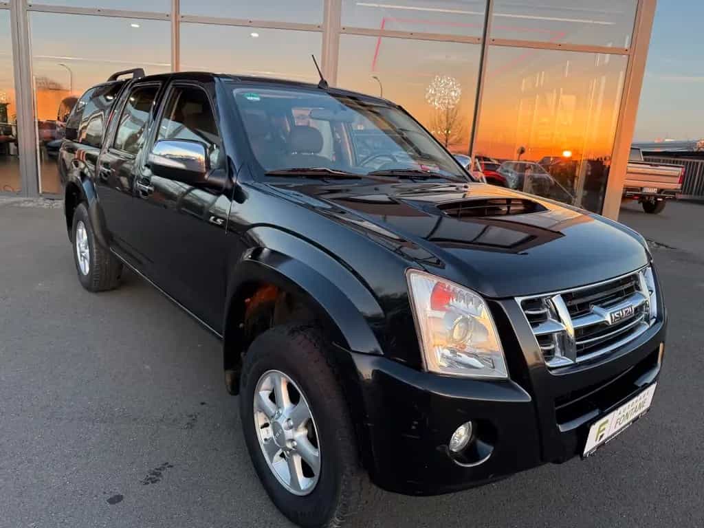 Isuzu D-Max Double Cab 4WD Klima AHK Kamera 05/2010-photo-2