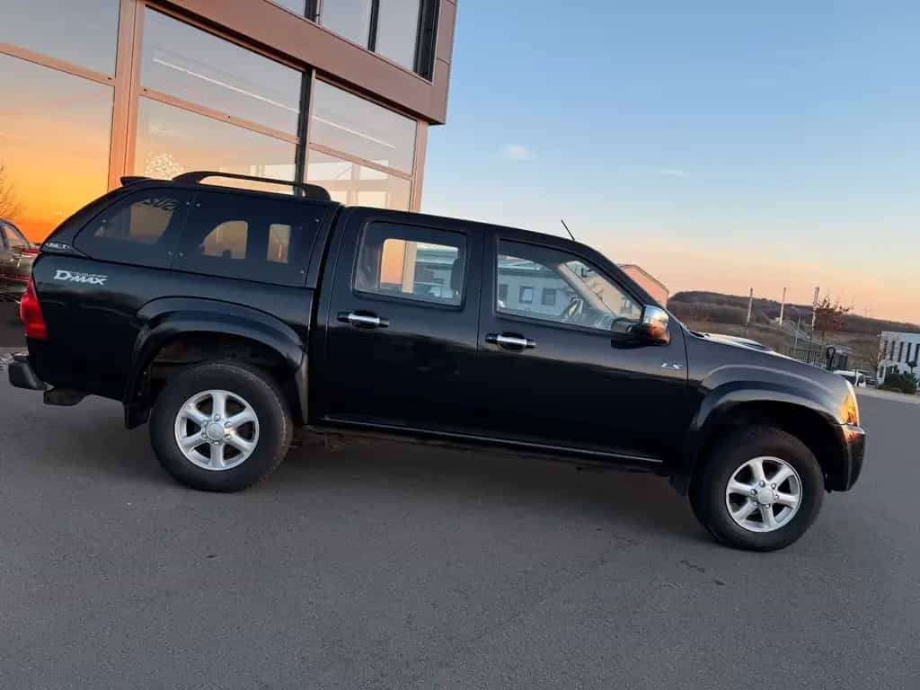 Isuzu D-Max Double Cab 4WD Klima AHK Kamera 05/2010-photo-3