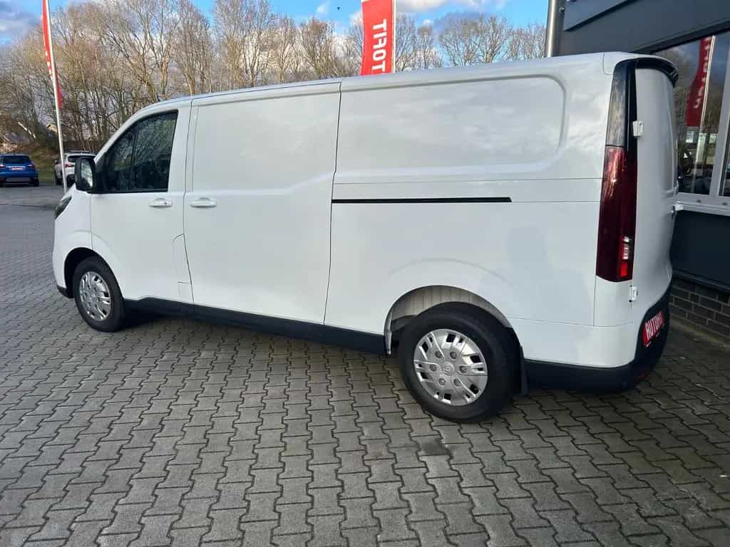 Maxus Deliver 7 Kasten L2H1 3,5t 2.0 TDCi 108 kW null-photo-9