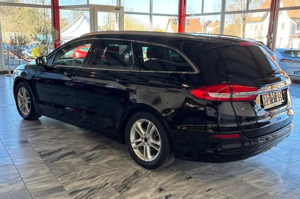 Ford Mondeo Turnier Titanium LED*Kamera*Navi*AHK*Sony 10/2018-photo-3