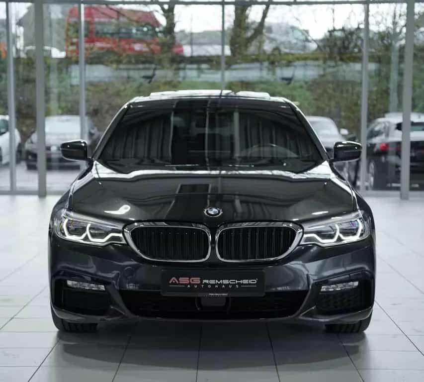 BMW 5 Series 530 i Limousine M Sport *20 *GSD *HK *H-UP*LED* 06/2017-photo-3