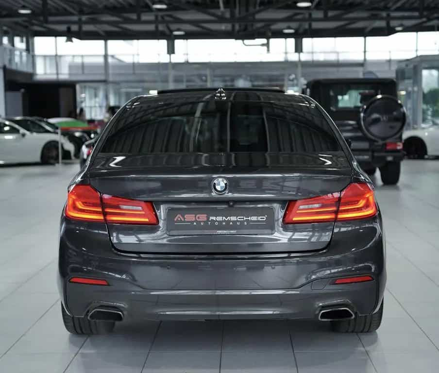 BMW 5 Series 530 i Limousine M Sport *20 *GSD *HK *H-UP*LED* 06/2017-photo-8