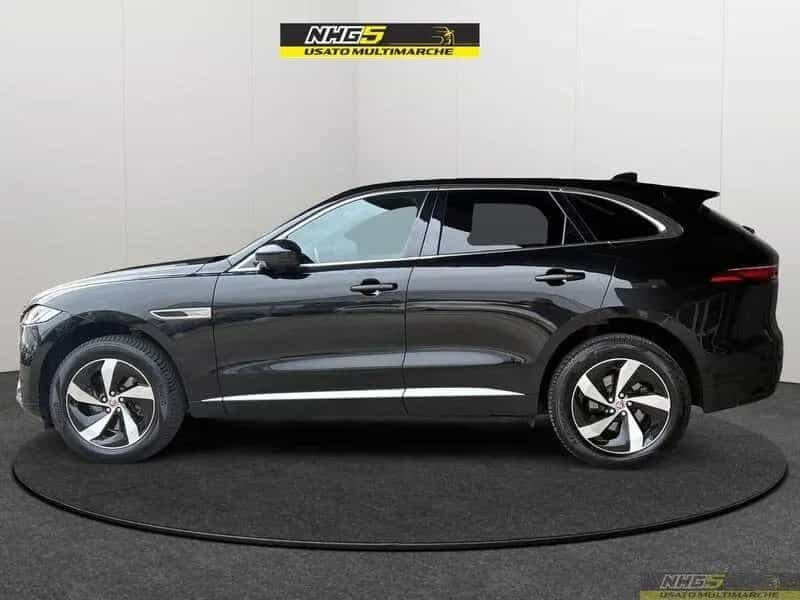 Jaguar F-Pace 2.0 D 204 CV AWD aut. R-Dynamic SE 05/2023-photo-2