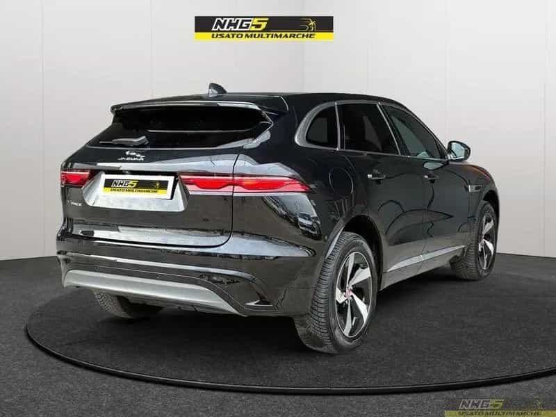 Jaguar F-Pace 2.0 D 204 CV AWD aut. R-Dynamic SE 05/2023-photo-3