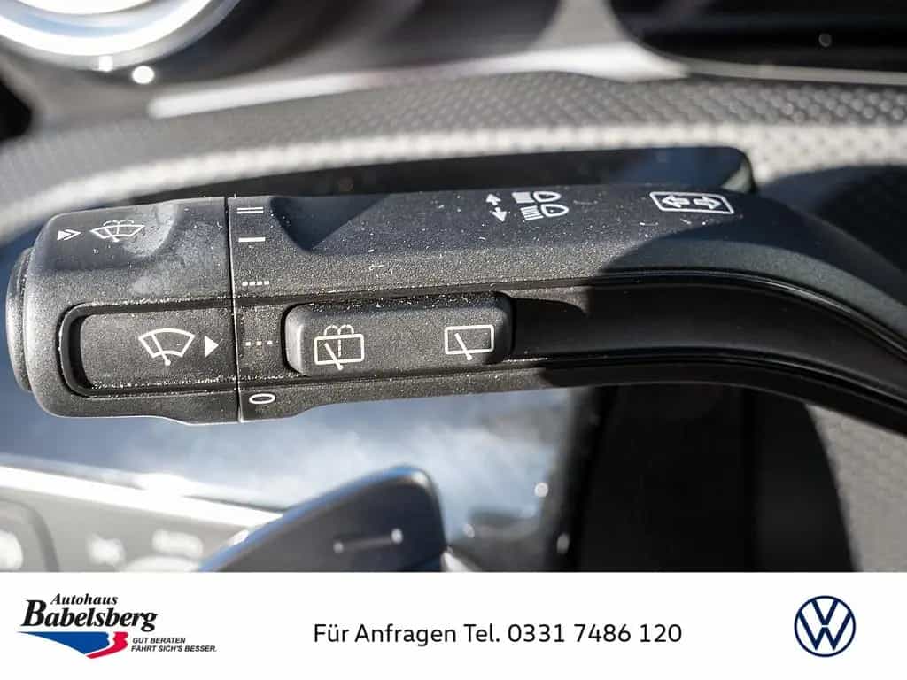 Mercedes-Benz A-Class 200 AMG Line LED NAVI RFK 10/2020-photo-15