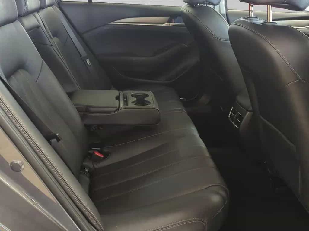 Mazda 6 2.0 EXCLUSIVE-LINE LEDER+SCHIEBEDACH+360°KAMER 05/2019-photo-17