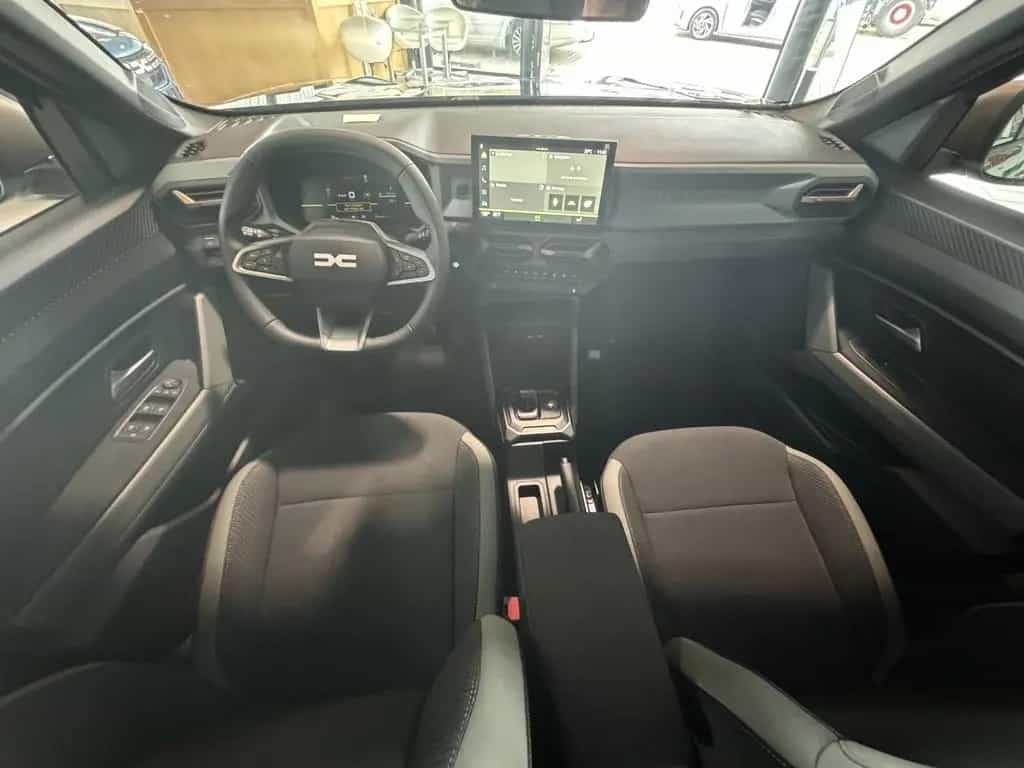 Dacia Duster NEW Hybrid 140 4x2 Extreme AHK 07/2024-photo-10
