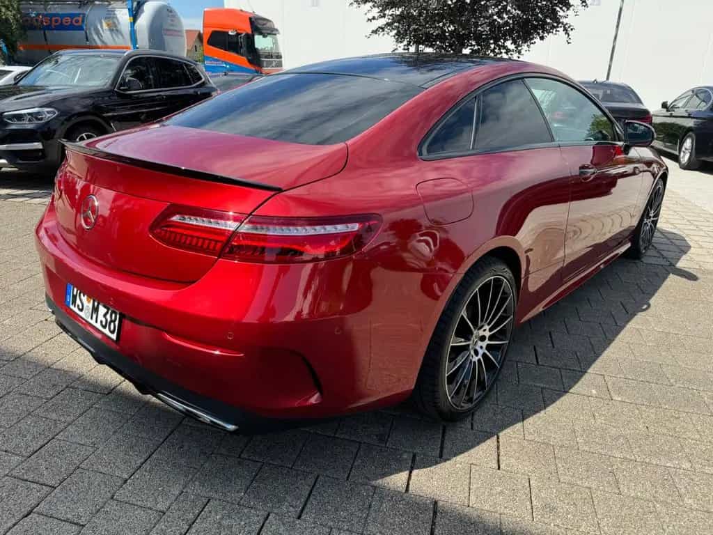 Mercedes-Benz E-Class 400 4MATIC Coupé AMG Line | MB-Garantie 05/2018-photo-3