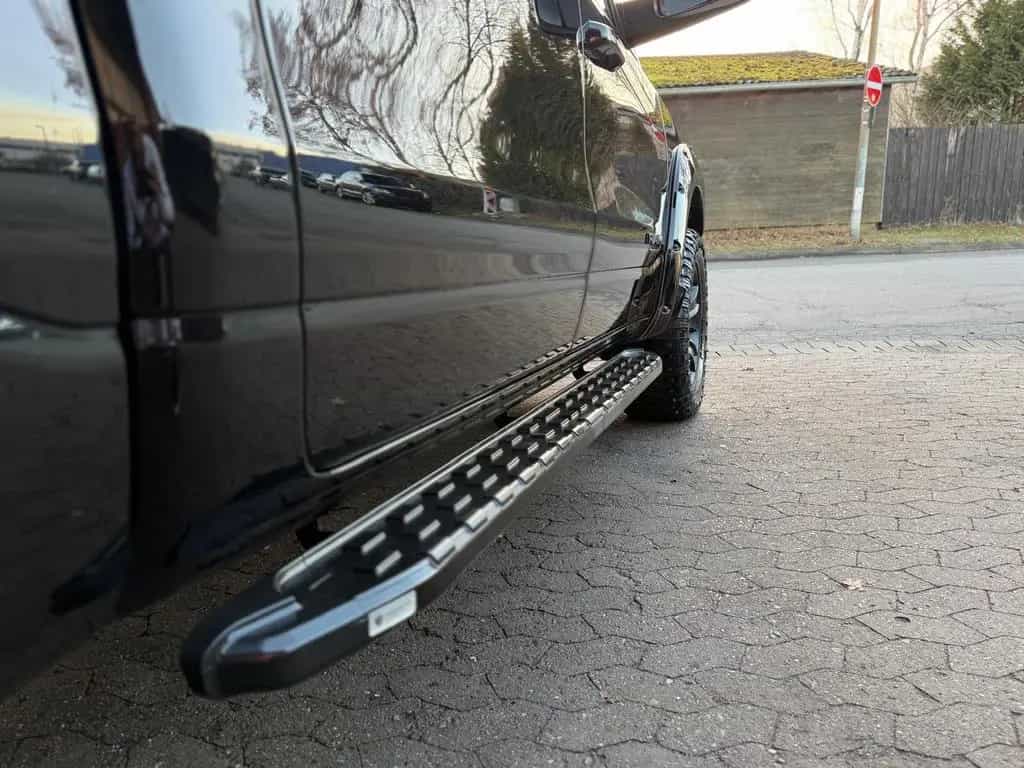 Dodge RAM SPORT*NIGHT*OFFROAD*LIFT*AHK*NAVI*BÜGEL*GARANTIE 04/2021-photo-19