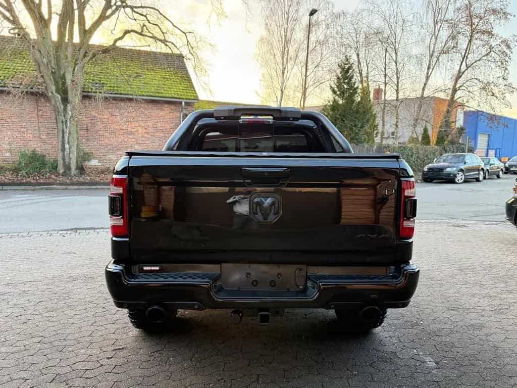 Dodge RAM SPORT*NIGHT*OFFROAD*LIFT*AHK*NAVI*BÜGEL*GARANTIE 04/2021-photo-23