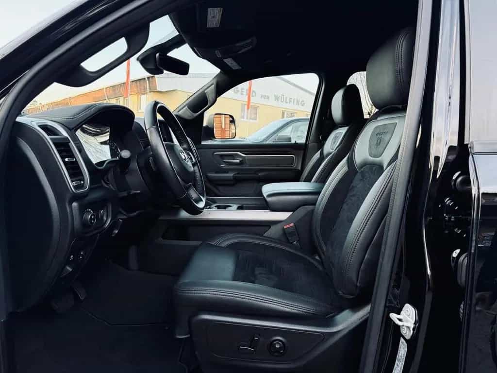 Dodge RAM SPORT*NIGHT*OFFROAD*LIFT*AHK*NAVI*BÜGEL*GARANTIE 04/2021-photo-32