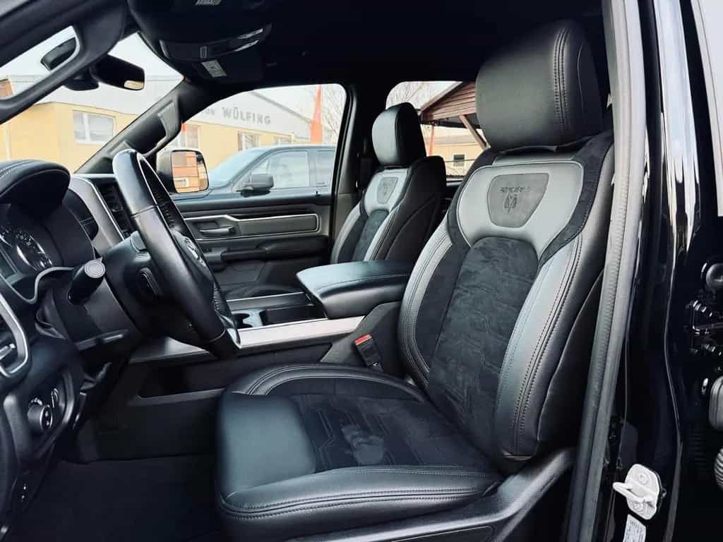 Dodge RAM SPORT*NIGHT*OFFROAD*LIFT*AHK*NAVI*BÜGEL*GARANTIE 04/2021-photo-33