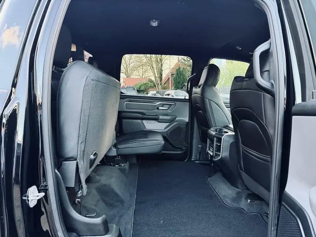 Dodge RAM SPORT*NIGHT*OFFROAD*LIFT*AHK*NAVI*BÜGEL*GARANTIE 04/2021-photo-38