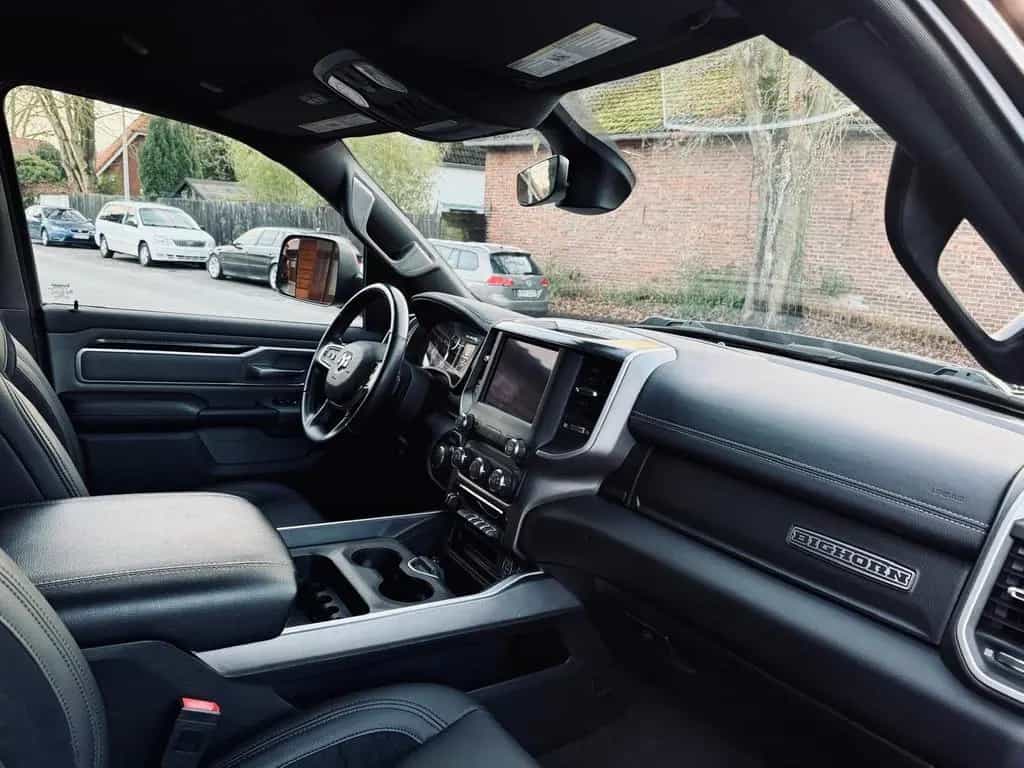 Dodge RAM SPORT*NIGHT*OFFROAD*LIFT*AHK*NAVI*BÜGEL*GARANTIE 04/2021-photo-46
