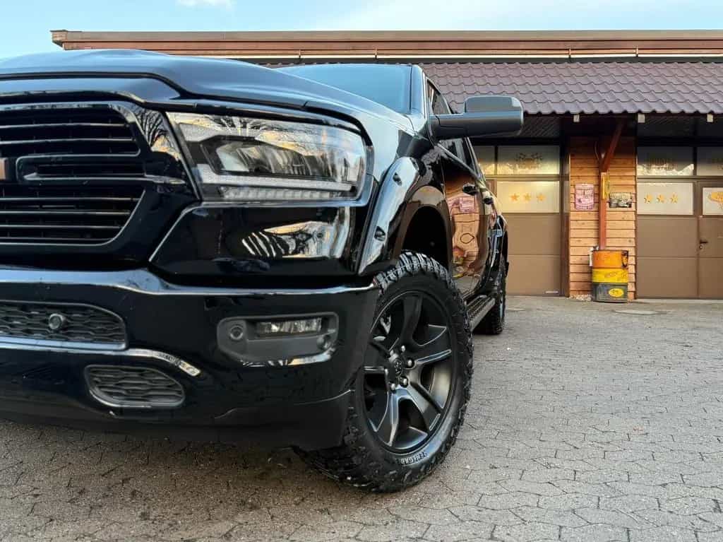 Dodge RAM SPORT*NIGHT*OFFROAD*LIFT*AHK*NAVI*BÜGEL*GARANTIE 04/2021-photo-6