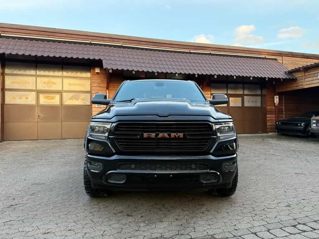 Dodge RAM SPORT*NIGHT*OFFROAD*LIFT*AHK*NAVI*BÜGEL*GARANTIE 04/2021-photo-9