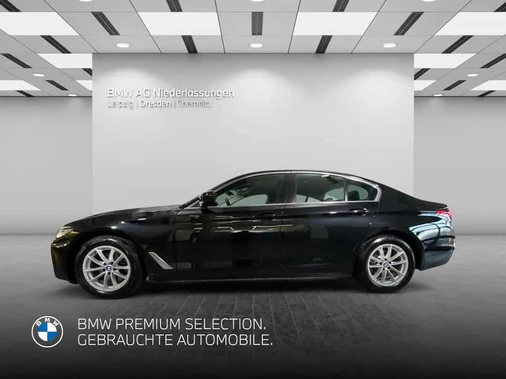 BMW 5 Series 520d xDrive Limousine LiveCockpitProf Head-Up 12/2021-photo-1