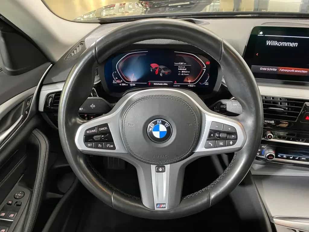 BMW 5 Series 520d xDrive Limousine LiveCockpitProf Head-Up 12/2021-photo-7