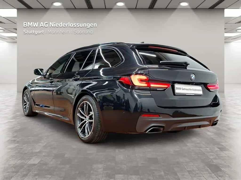 BMW 5 Series d xDrive Touring M Sport LiveCockpitProf 02/2023-photo-1
