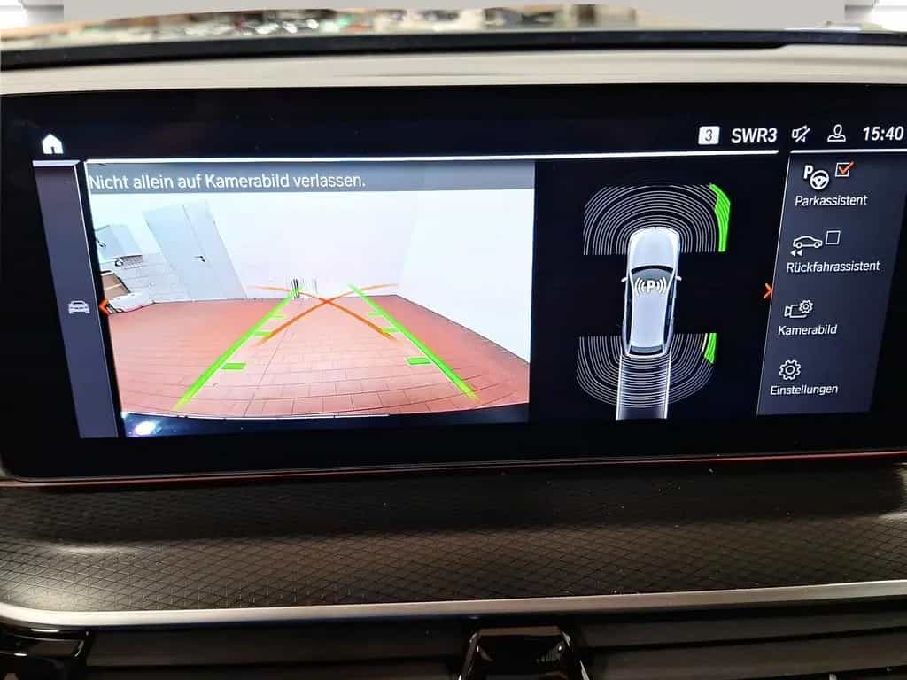BMW 5 Series d xDrive Touring M Sport LiveCockpitProf 02/2023-photo-17