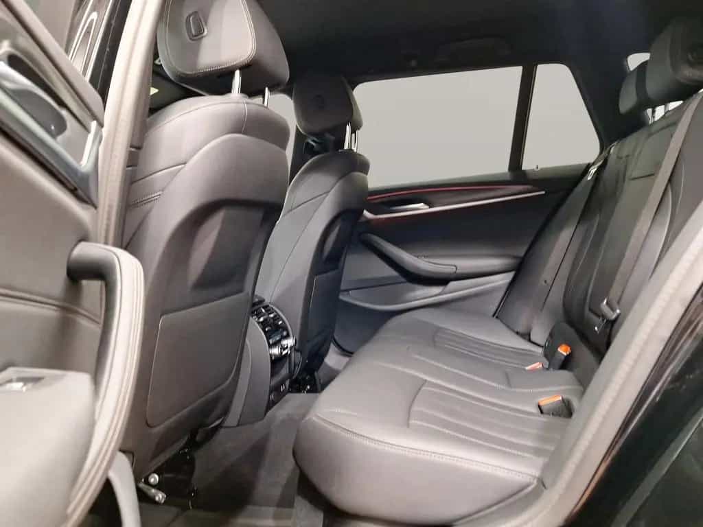 BMW 5 Series d xDrive Touring M Sport LiveCockpitProf 02/2023-photo-5
