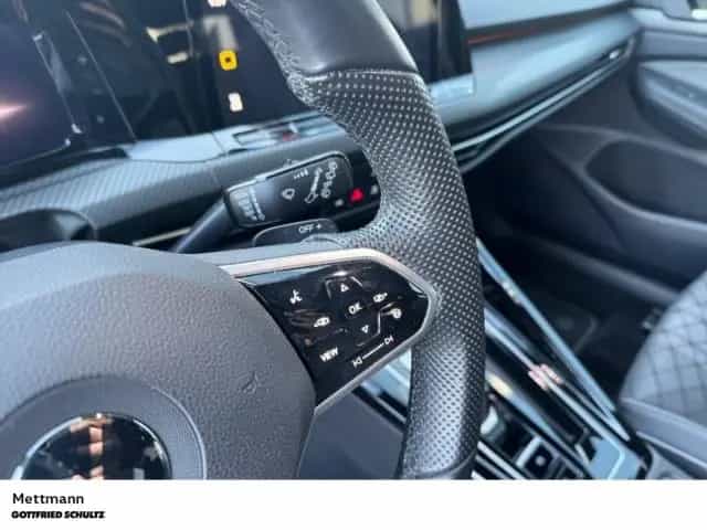Volkswagen Golf Var. 2.0 TSI R-Line DSG NAVI AHK STHZG LED 11/2022-photo-11