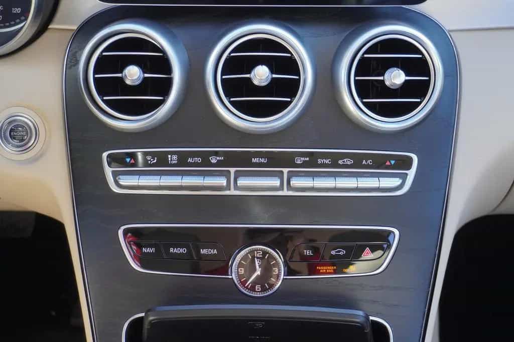 Mercedes-Benz C 220 C220 T-Modell d4Matic Avantgarde LED Kamera Navi 07/2020-photo-16