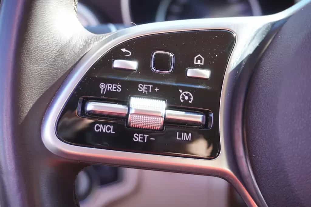 Mercedes-Benz C 220 C220 T-Modell d4Matic Avantgarde LED Kamera Navi 07/2020-photo-25