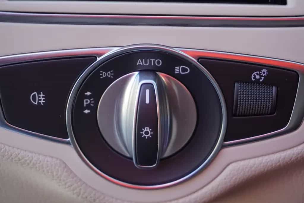Mercedes-Benz C 220 C220 T-Modell d4Matic Avantgarde LED Kamera Navi 07/2020-photo-28