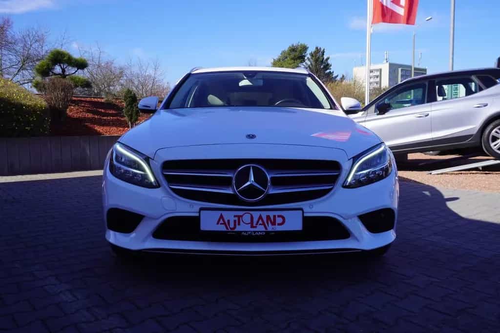 Mercedes-Benz C 220 C220 T-Modell d4Matic Avantgarde LED Kamera Navi 07/2020-photo-7
