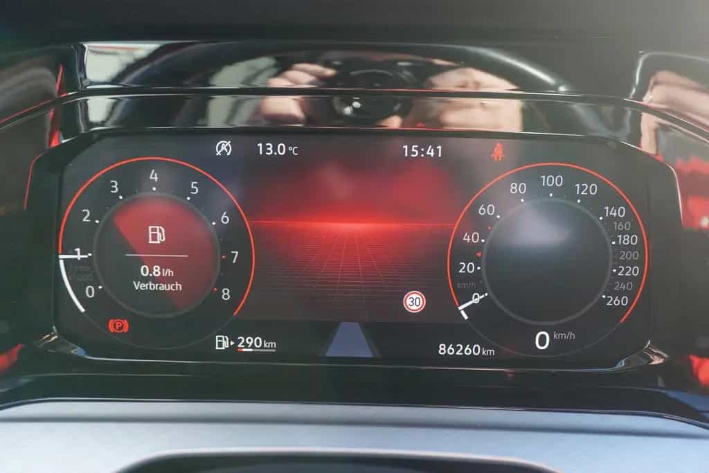 Volkswagen Golf VIII 1.0 Life LED Navi Standheizung ACC DAB 05/2021-photo-23