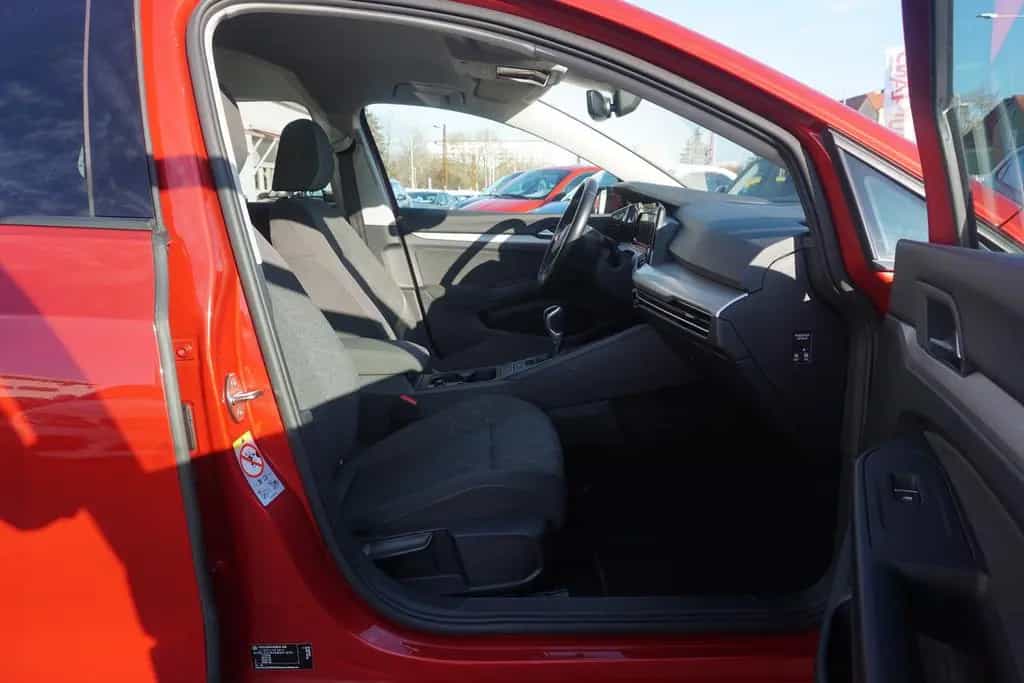 Volkswagen Golf VIII 1.0 Life LED Navi Standheizung ACC DAB 05/2021-photo-36