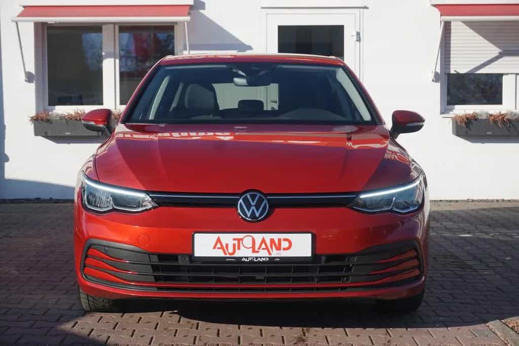 Volkswagen Golf VIII 1.0 Life LED Navi Standheizung ACC DAB 05/2021-photo-5