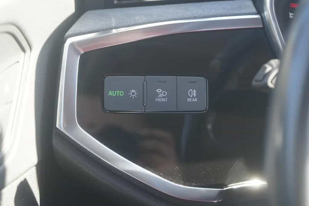 Audi Q3 40 TFSI quattro advanced LED Navi ACC DAB PDC 01/2019-photo-27