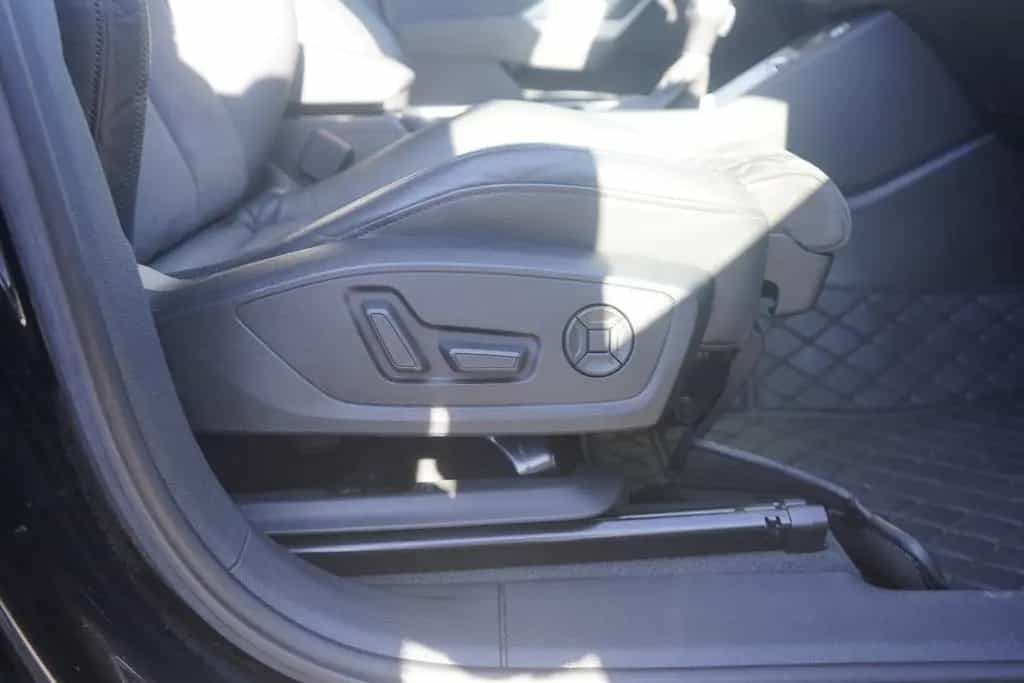 Audi Q3 40 TFSI quattro advanced LED Navi ACC DAB PDC 01/2019-photo-33