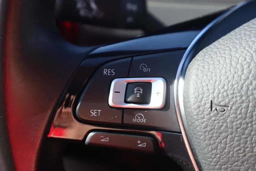 Volkswagen Golf VII 1.4 TSI Join LED Virtual Cockpit Navi 04/2018-photo-12