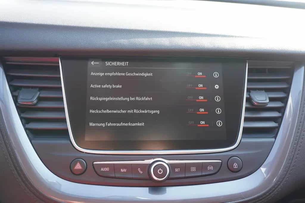 Opel Grandland X 1.5 CDTI LED Navi Totwinkel Kamera 09/2018-photo-13