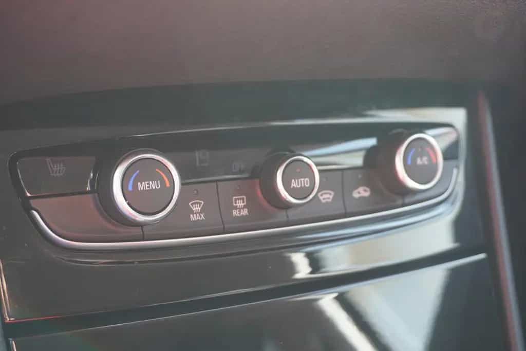 Opel Grandland X 1.5 CDTI LED Navi Totwinkel Kamera 09/2018-photo-18