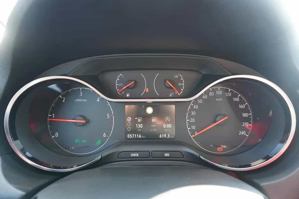 Opel Grandland X 1.5 CDTI LED Navi Totwinkel Kamera 09/2018-photo-24