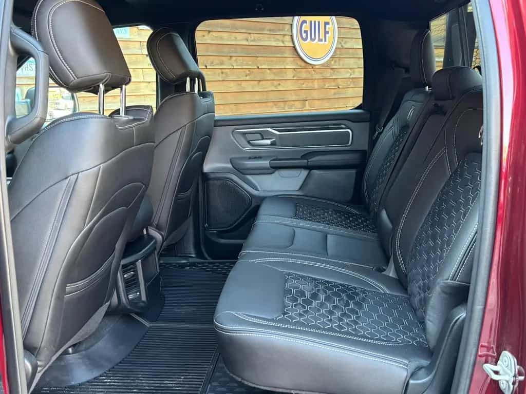 Dodge RAM 1500 5,7L BigHorn Crew Cab LED AHK 4x4 03/2021-photo-25