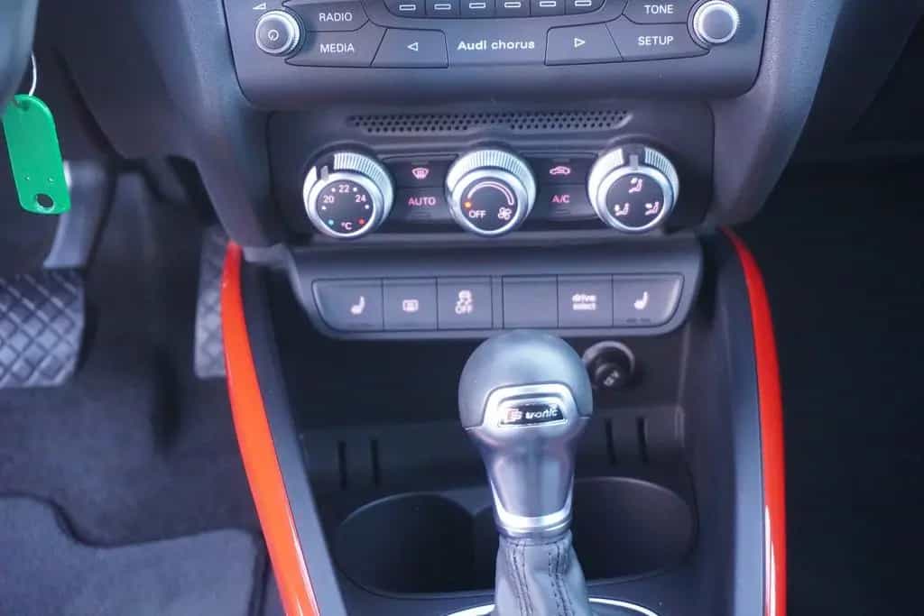 Audi A1 1.4 TFSI sport S-Tronic Klimaaut. Sitzheizung 04/2017-photo-15