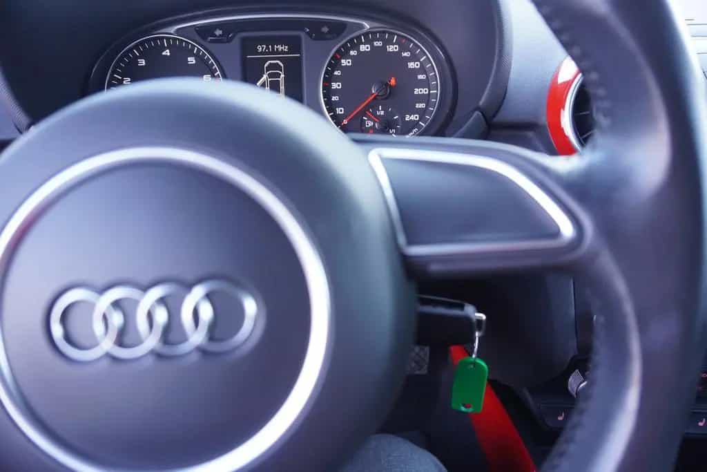 Audi A1 1.4 TFSI sport S-Tronic Klimaaut. Sitzheizung 04/2017-photo-17