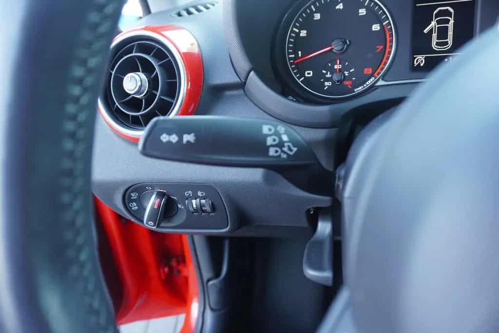 Audi A1 1.4 TFSI sport S-Tronic Klimaaut. Sitzheizung 04/2017-photo-19