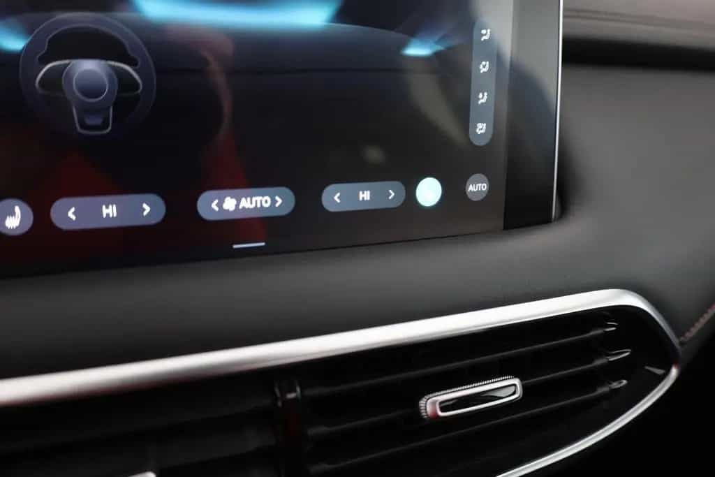 MG HS 1.5 T-GDI Luxury Aut. LED ACC Navi 360° Pano 03/2024-photo-27
