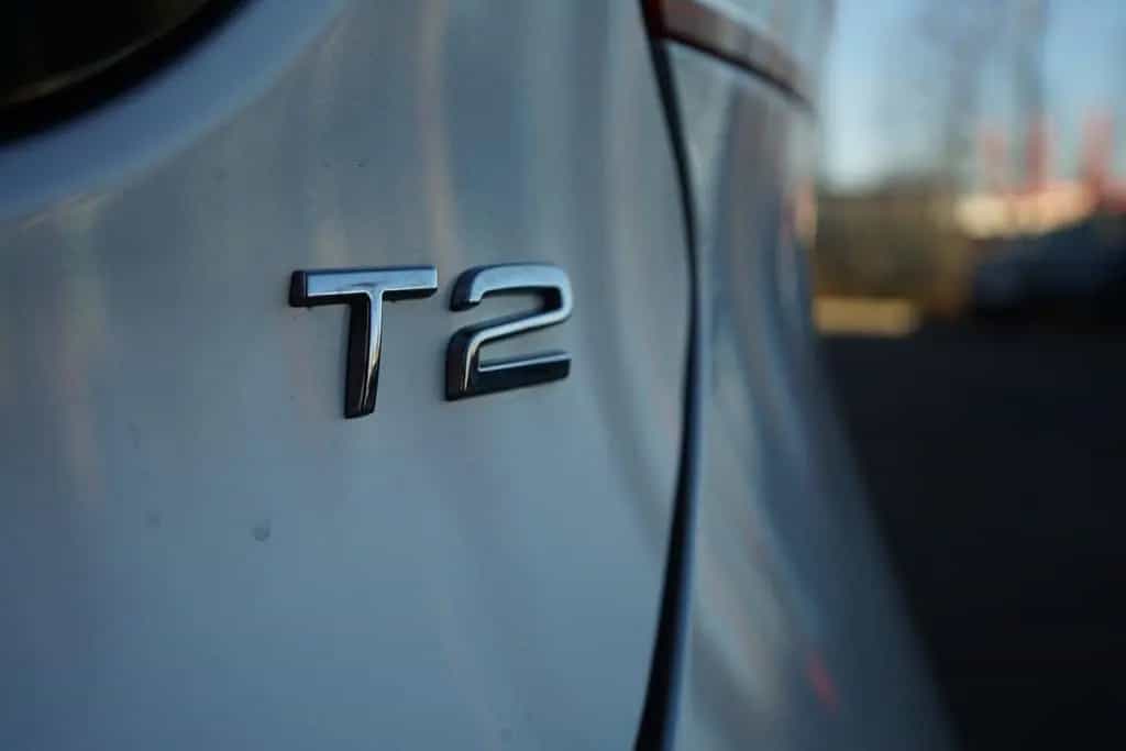 Volvo V40 1.5 Momentum LED Navi Sitzheizung Kamera 12/2017-photo-18