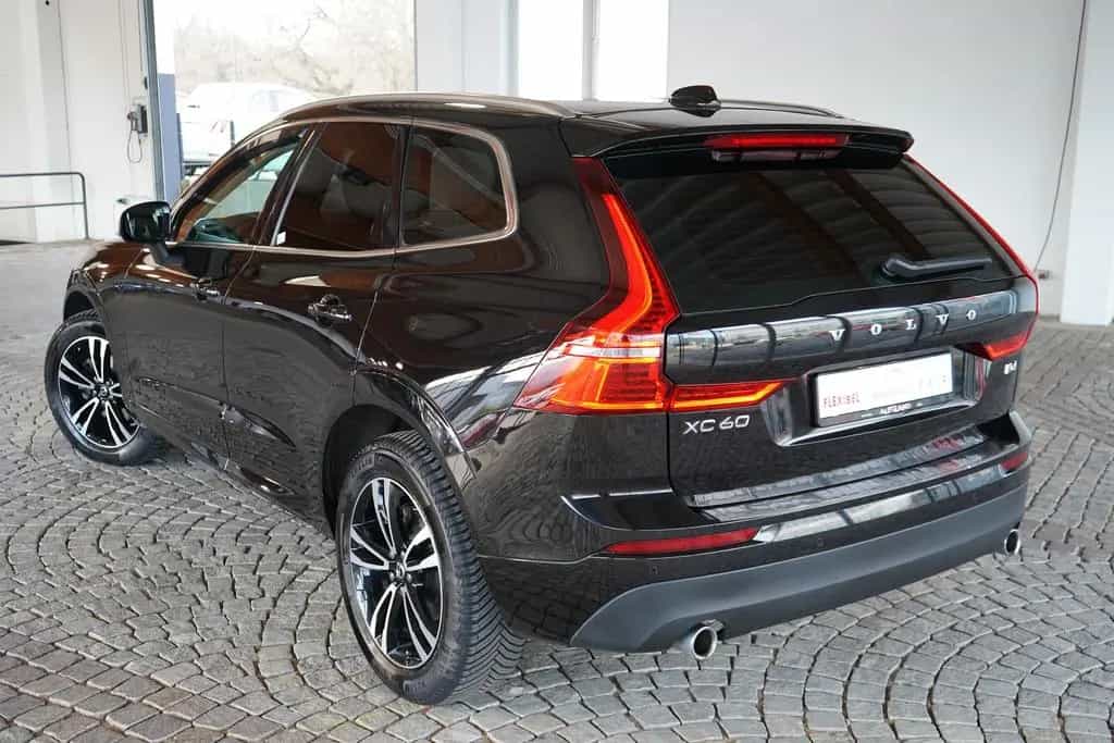 Volvo XC60 2.0 Momentum Pro 2WD LED Navi Kamera Androi 01/2020-photo-3